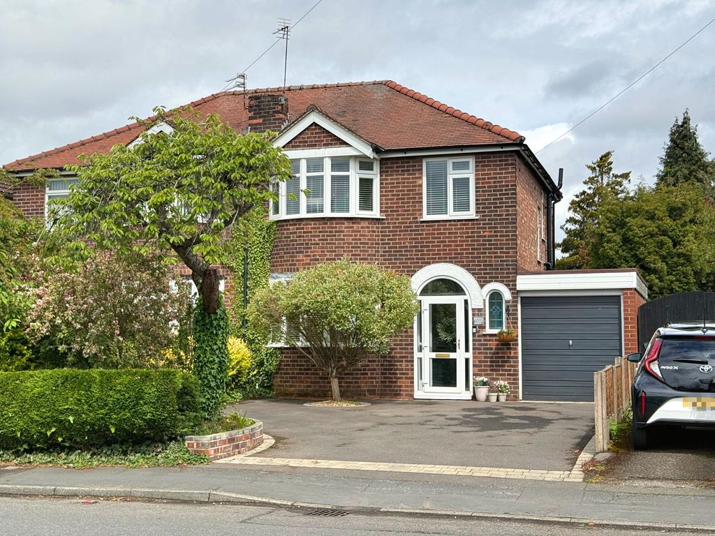 Property photo 1 of 26