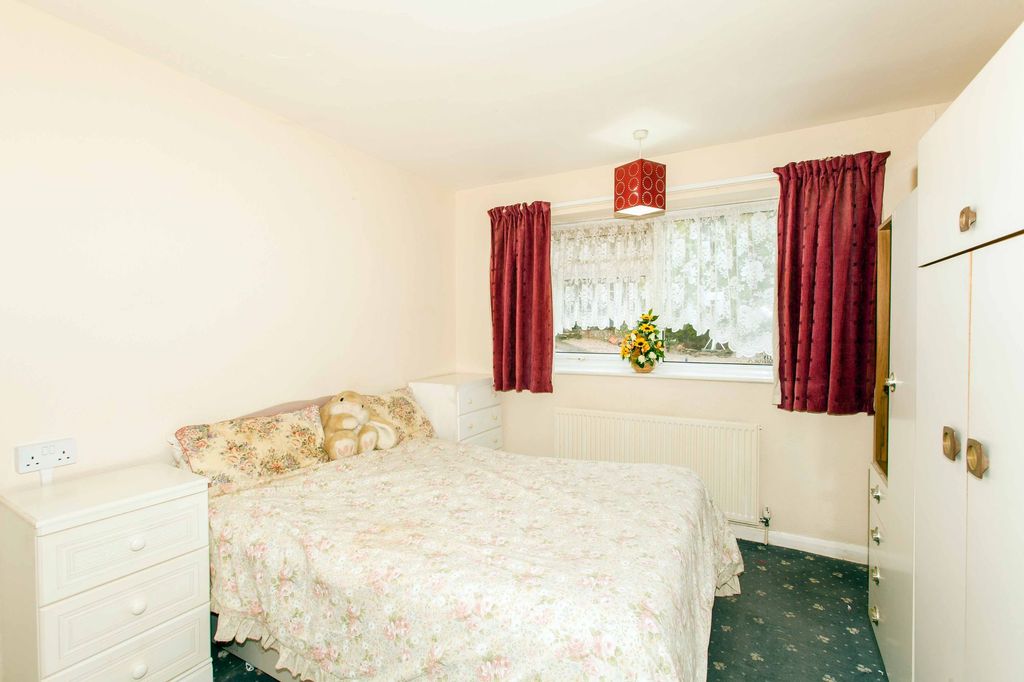 Property photo 3 of 22