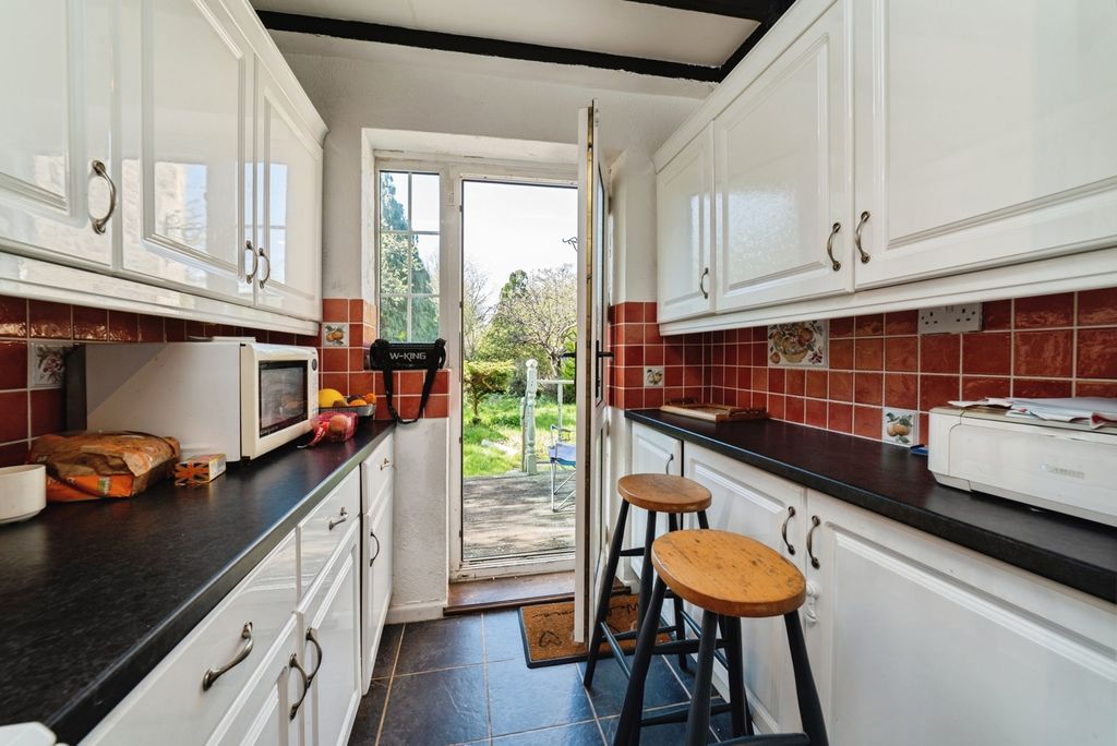 Property photo 3 of 20 Pbox-Img.Jpg