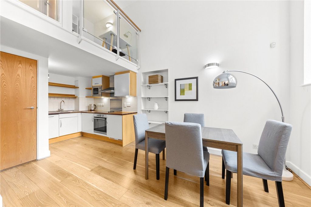 Property photo 2 of 16 Reception-Kitchen
