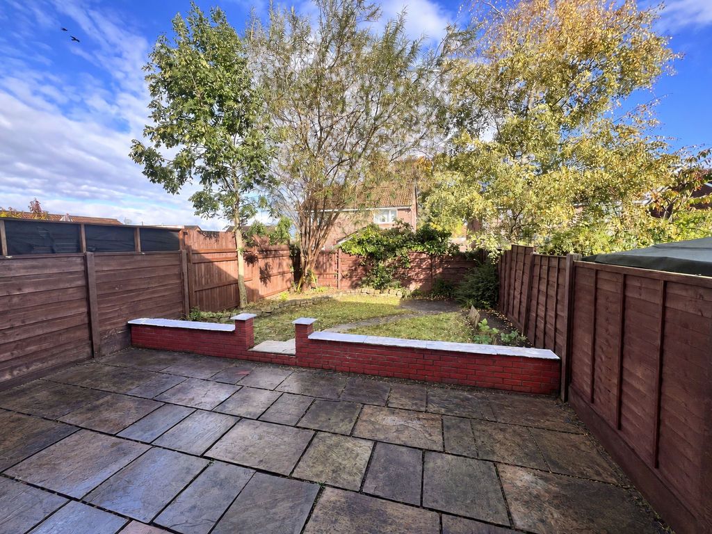 Property photo 2 of 31 Rear Garden