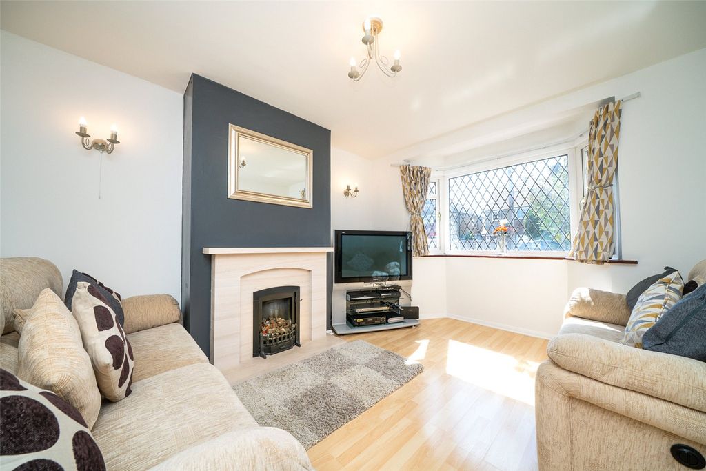 Property photo 3 of 38 Picture No. 10