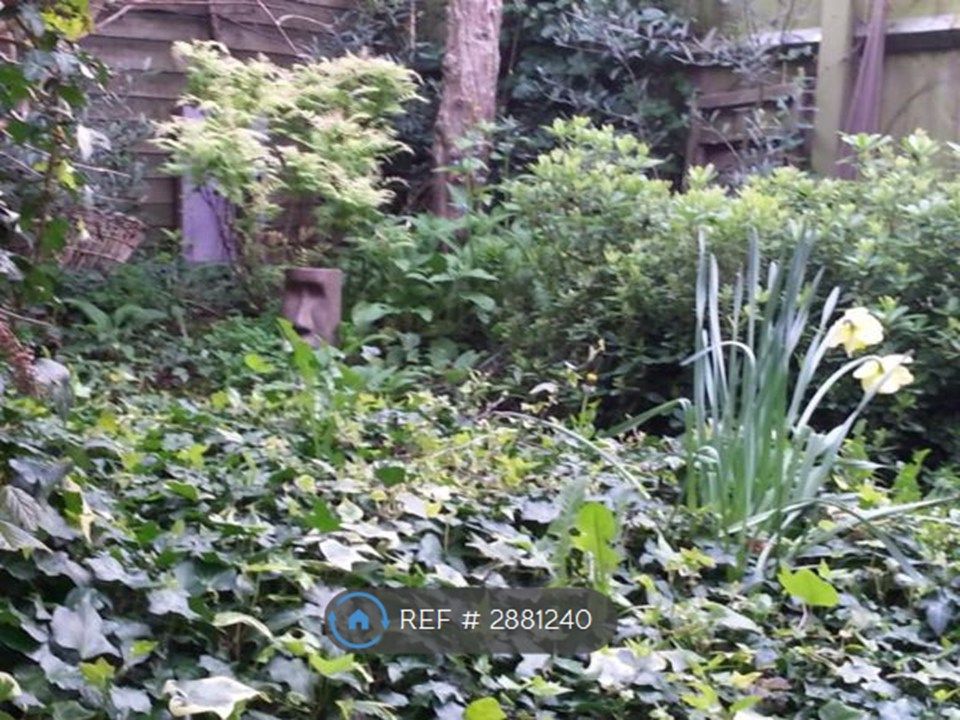 Property photo 2 of 9 Garden