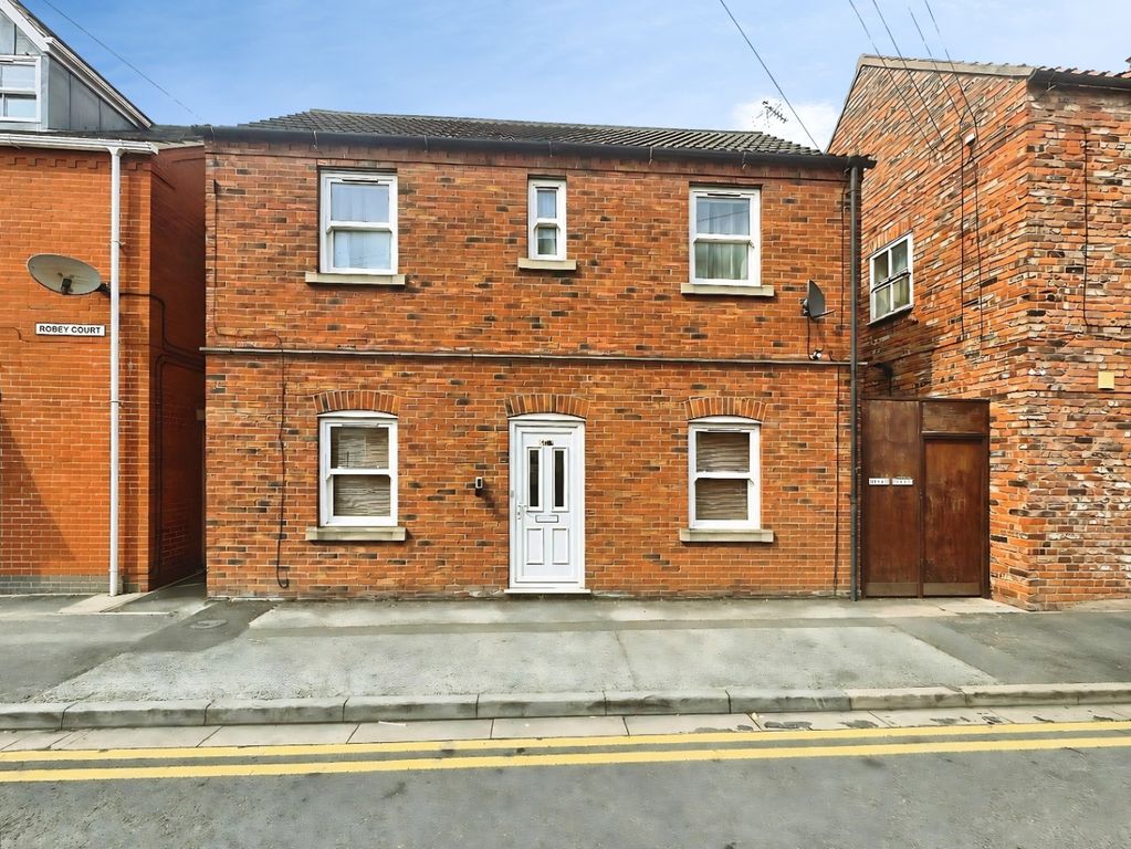 Property photo 1 of 9 4886470