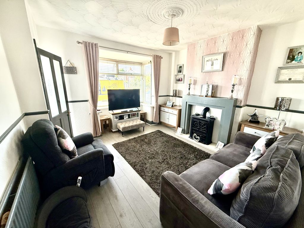 Property photo 2 of 8 Img_4285