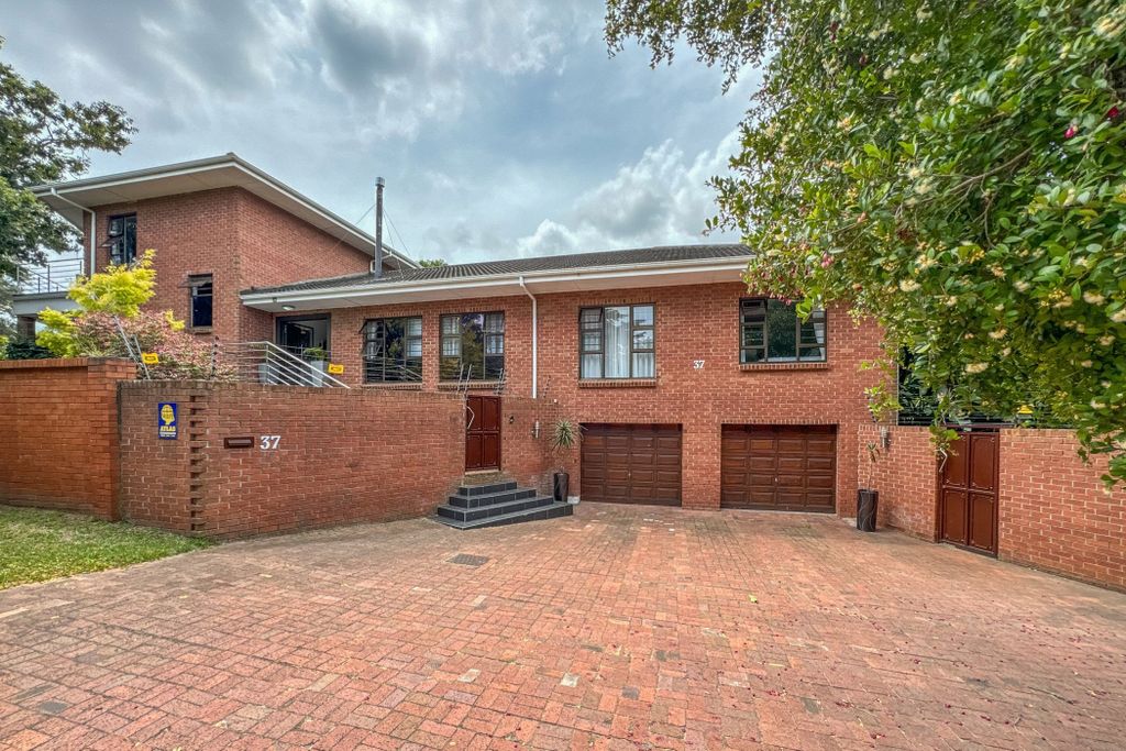 Property photo 3 of 68 1Plz1735939
