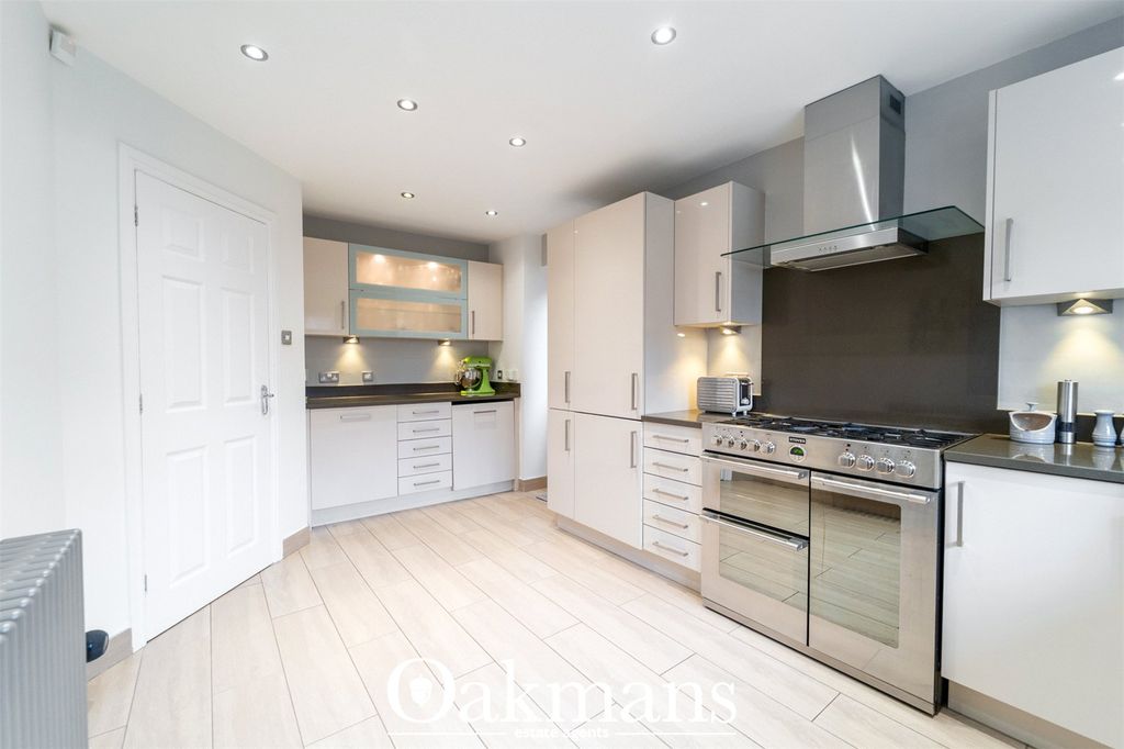 Property photo 3 of 21 Picture No. 14