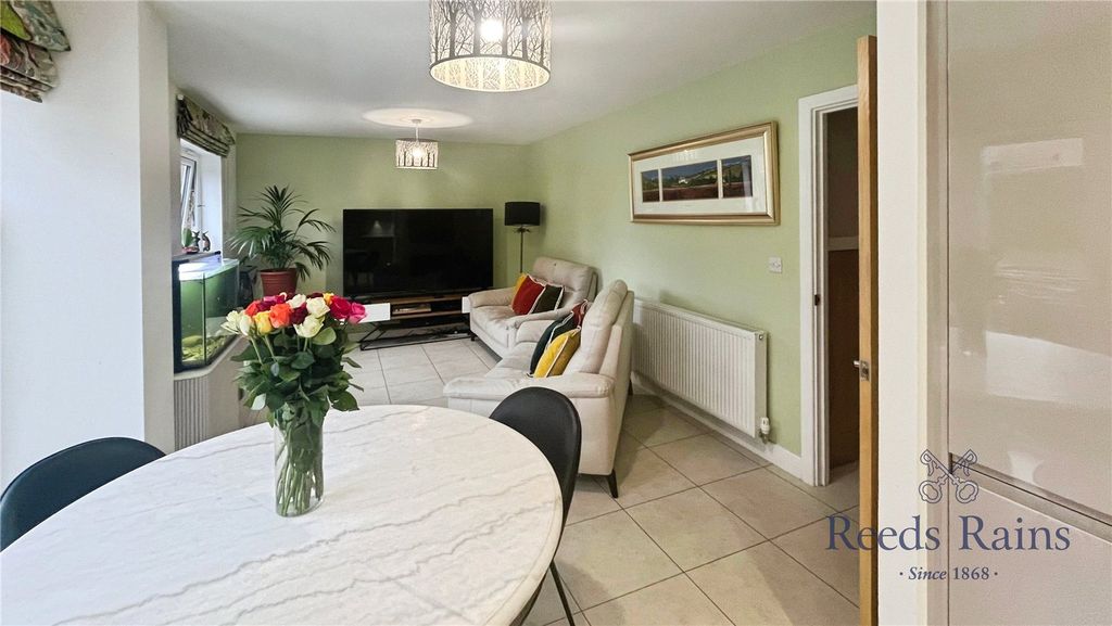 Property photo 3 of 15 Picture No. 22