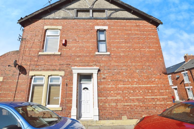 Property photo 1 of 7 Photo 7