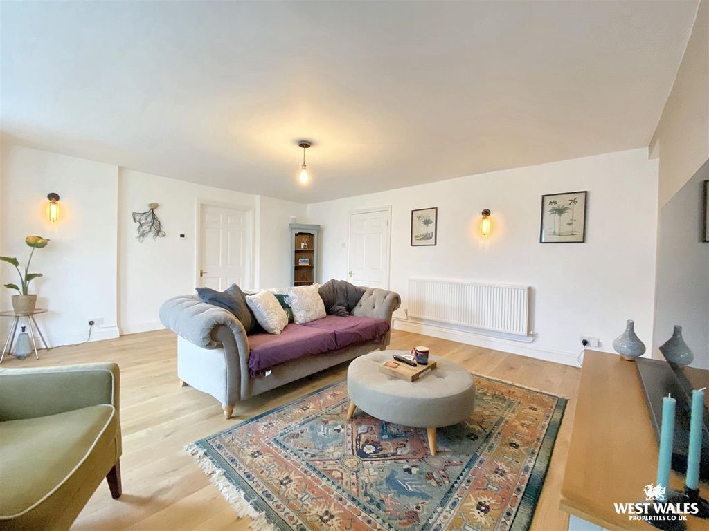 Property photo 1 of 22 Img_5723.Jpg