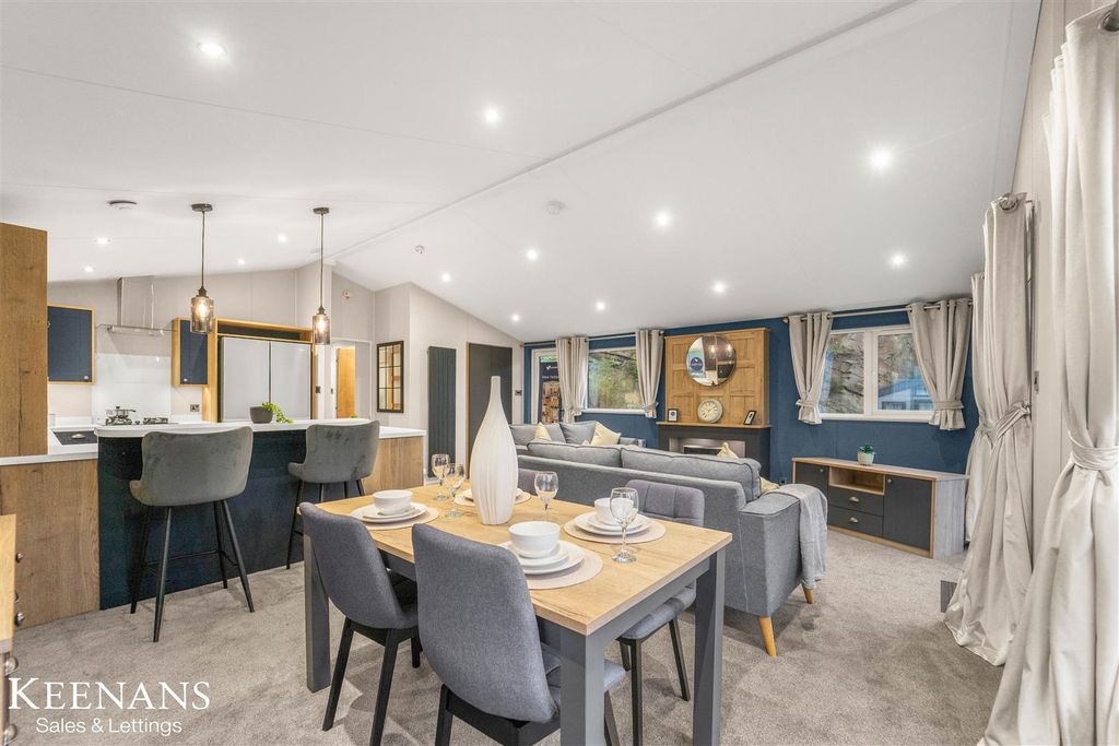 Property photo 1 of 32 1.Jpg