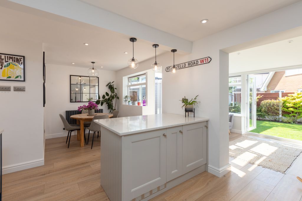 Property photo 3 of 20 767Fd834973B6Adb01953A554B6417Cf4A9c740E.Jpg