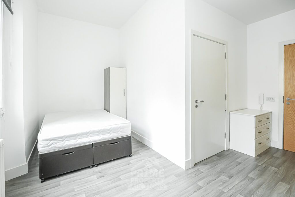 Property photo 2 of 30