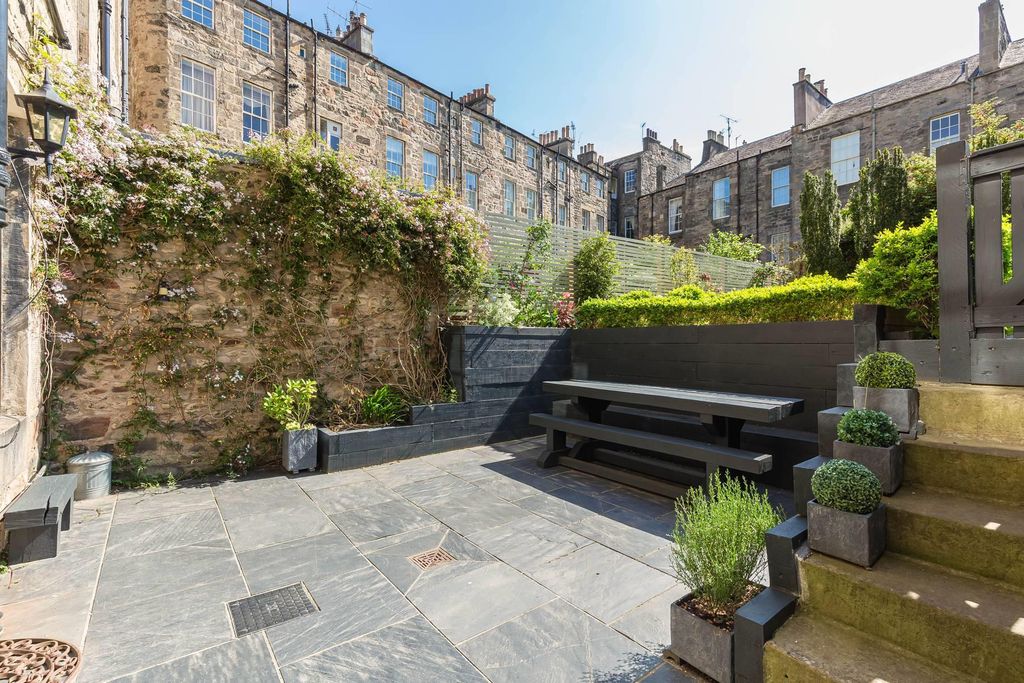 Additional image 27 of 6 bed town house for saleCarlton Street, Stockbridge, Edinburgh EH4.
