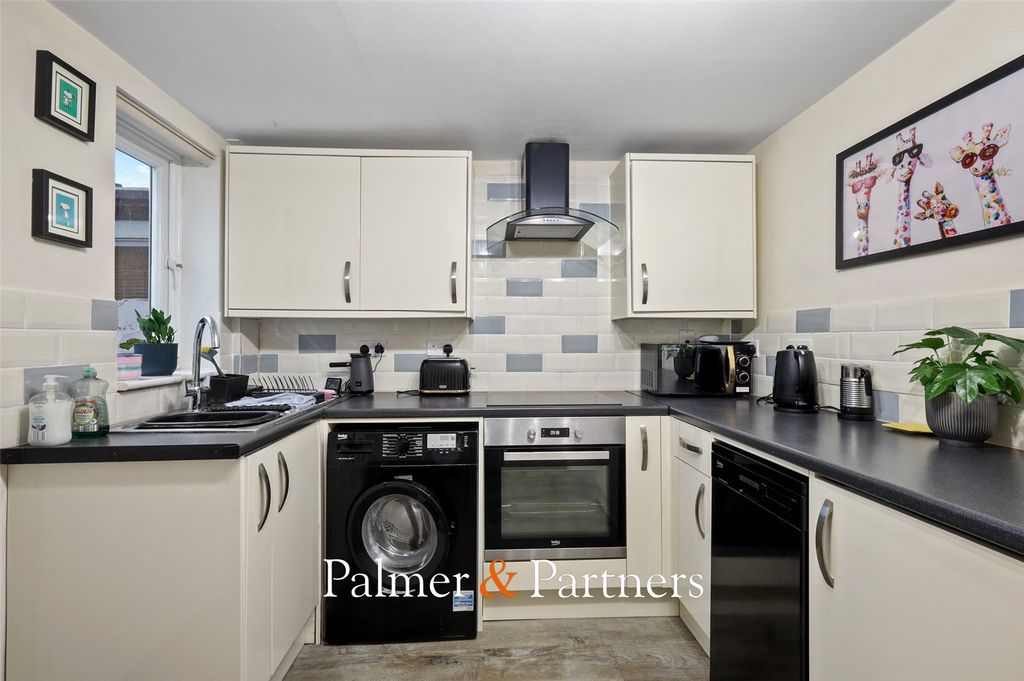 Property photo 3 of 13 Picture No. 07