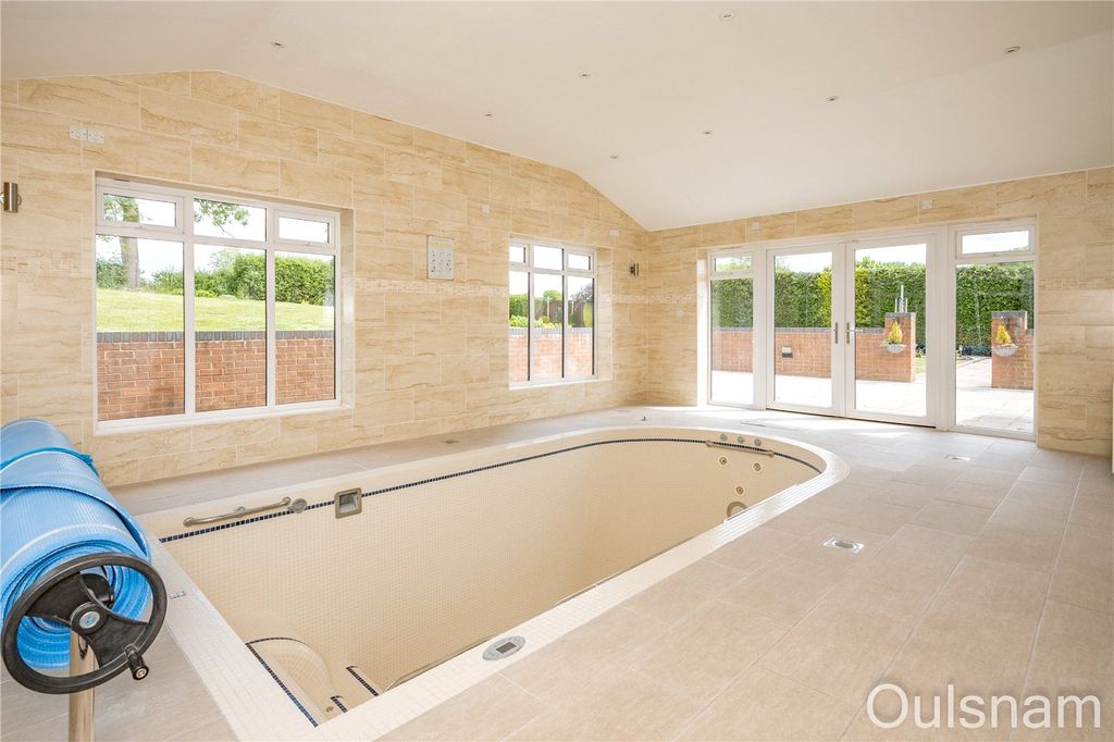 Property photo 3 of 32 Picture No. 24