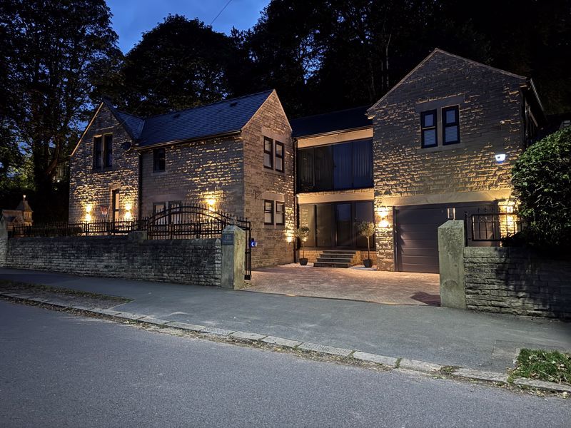 Property photo 1 of 51 Evening External