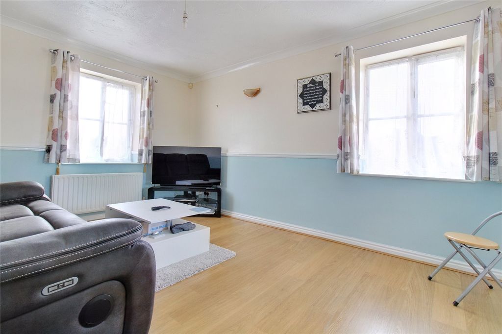 Property photo 2 of 6 Picture No. 05