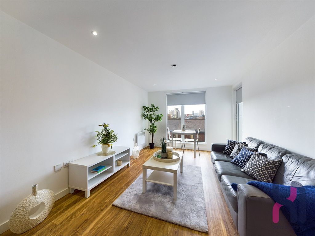 Property photo 1 of 9 Picture No. 20