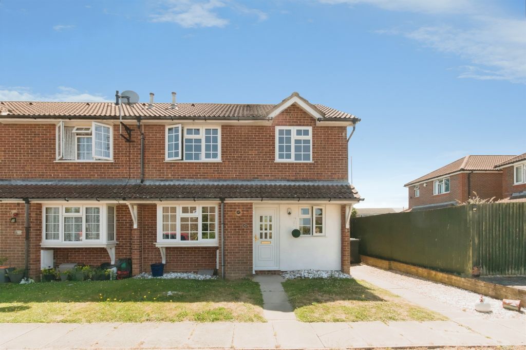 Property photo 1 of 12