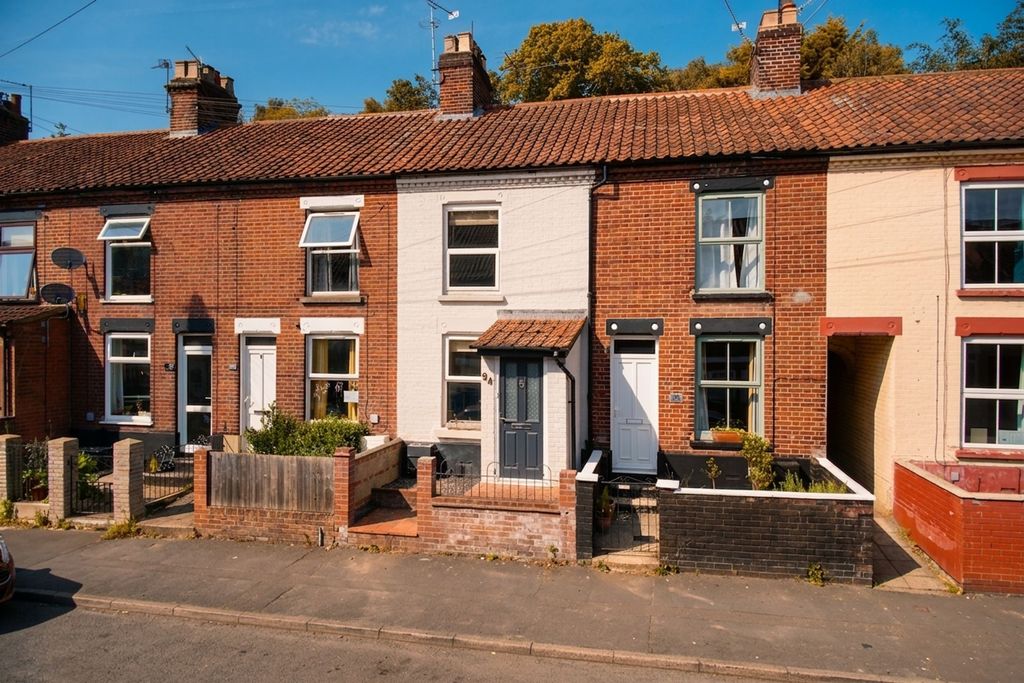 Property photo 1 of 18