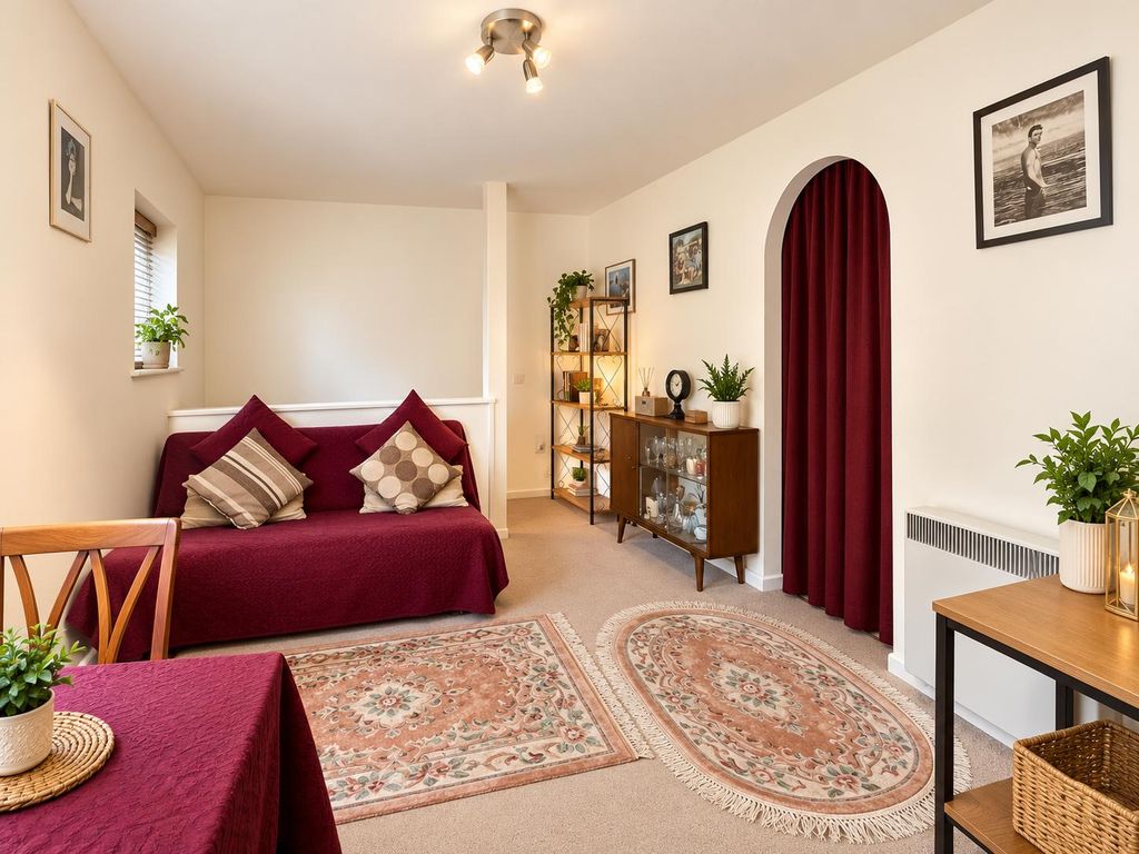 Property photo 3 of 7 Pbox-Img.Png