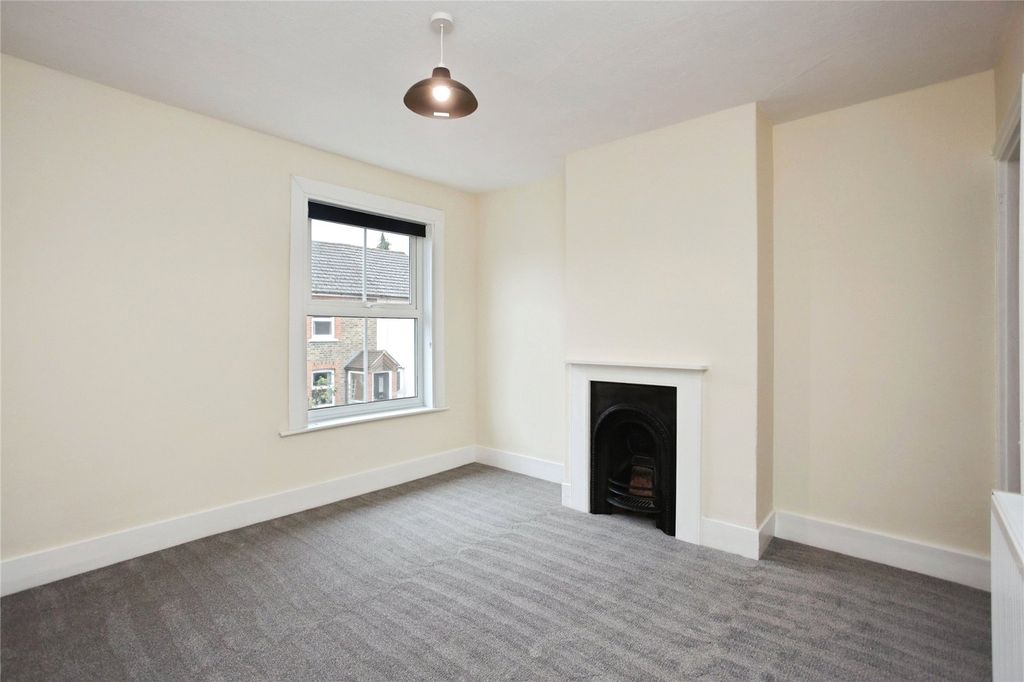 Property photo 3 of 24 Picture No. 06