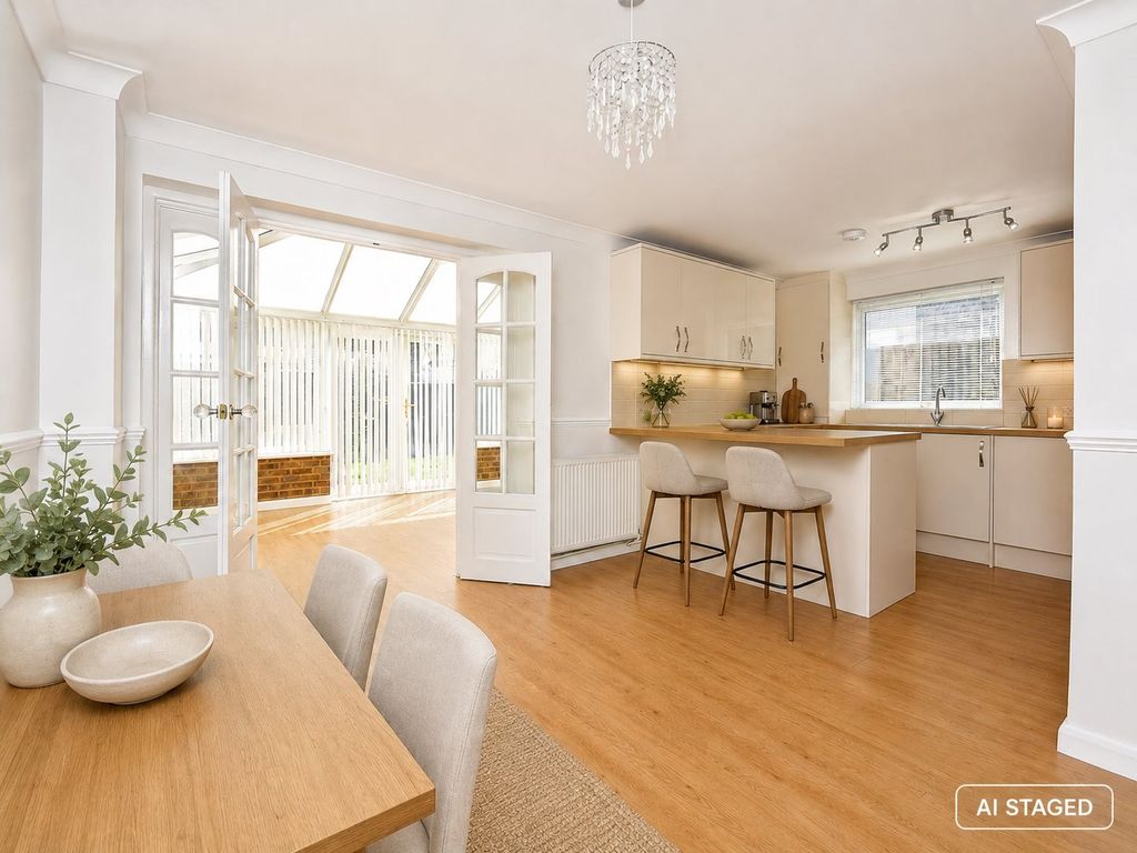 Property photo 2 of 23