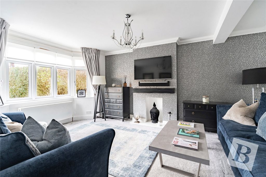 Property photo 3 of 29 Picture No. 20