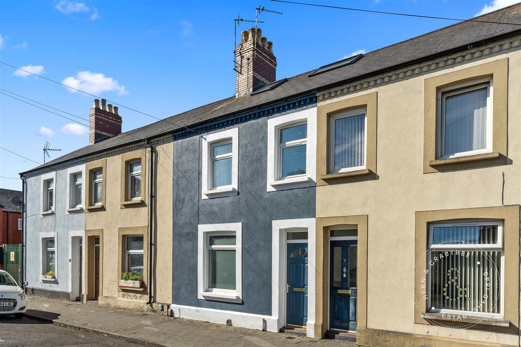 Property photo 1 of 24 Hereford Street, Grangetown, Hern Crabtree (1).Jpg