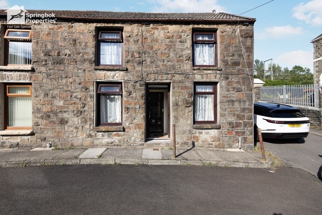 Property photo 1 of 15 Front View