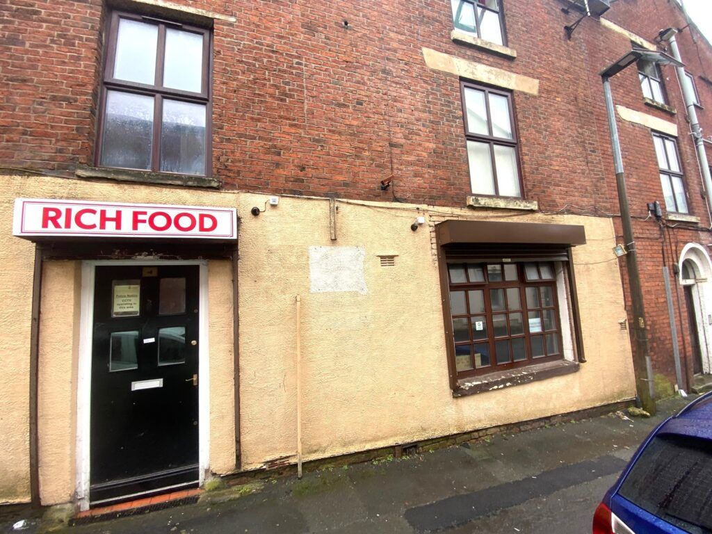 Property photo 1 of 2