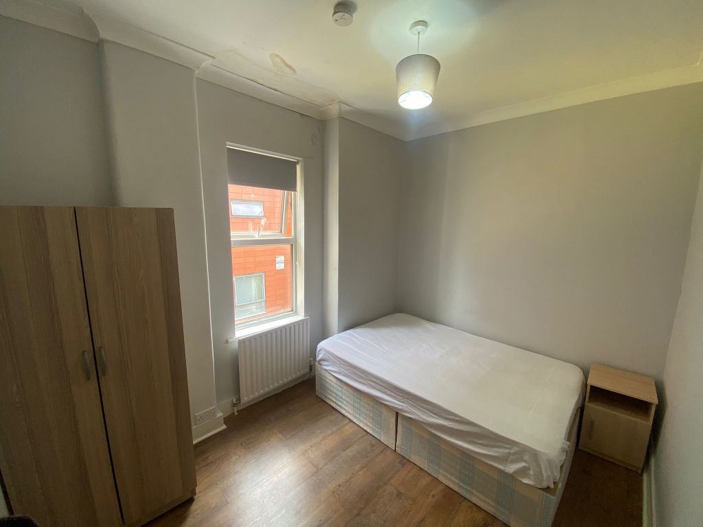 Property photo 2 of 4