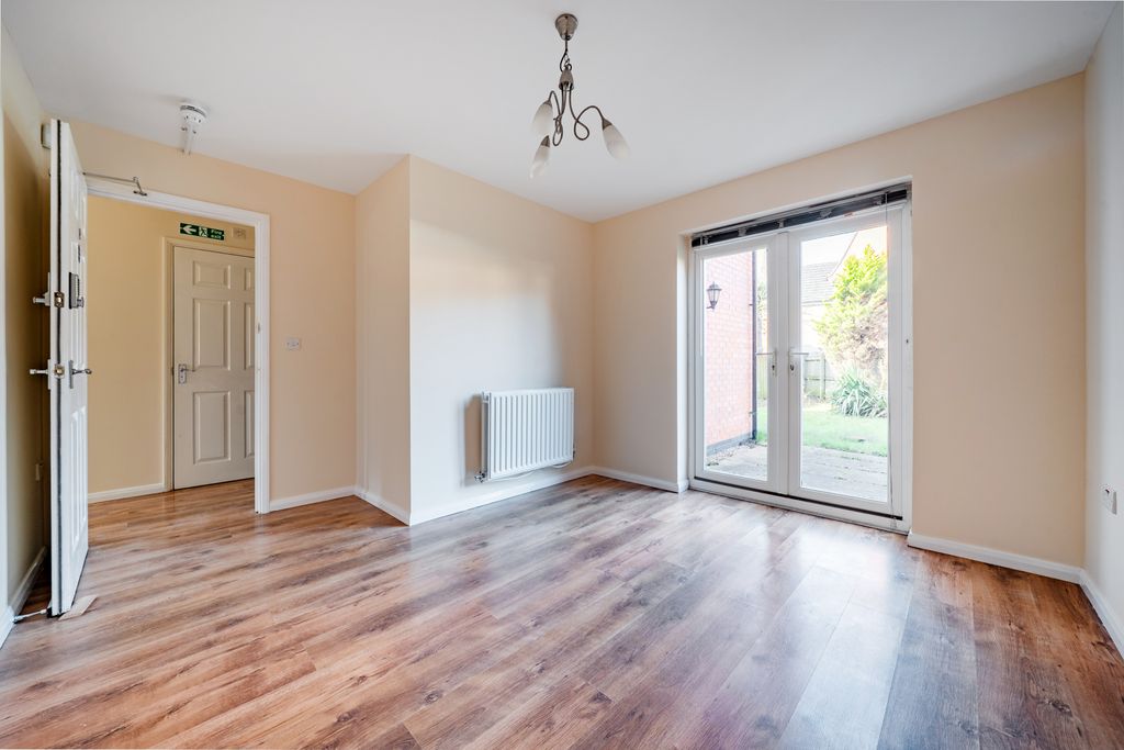 Property photo 3 of 20