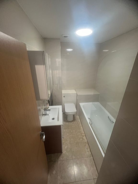 Property photo 3 of 6