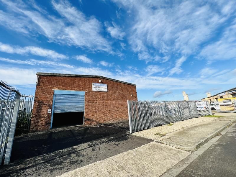 Property photo 1 of 9