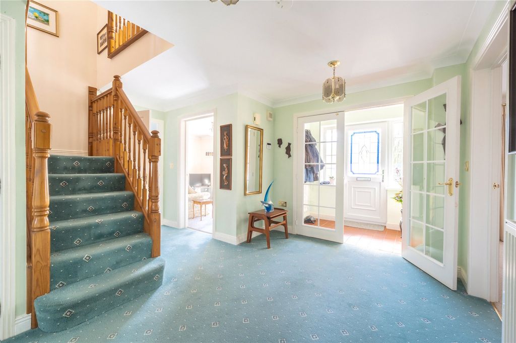 Property photo 3 of 38 Picture No. 20