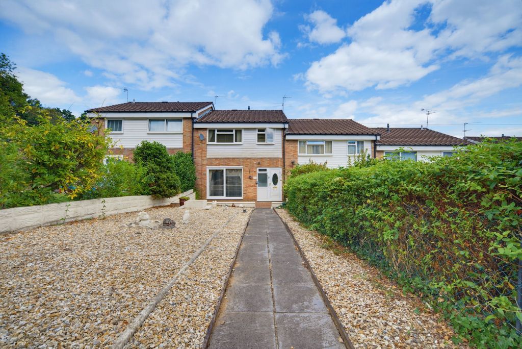 Property photo 2 of 30