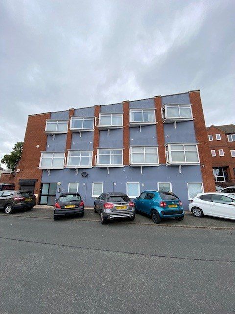 Property photo 1 of 6 1 Bed Bedsit To Rent Pennant Road, Cradley Heath B64