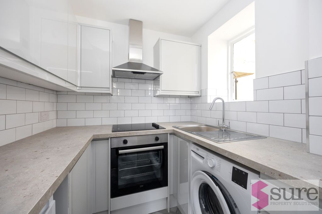 Property photo 2 of 18 Vetnor Villas, 32 Flat 3-004