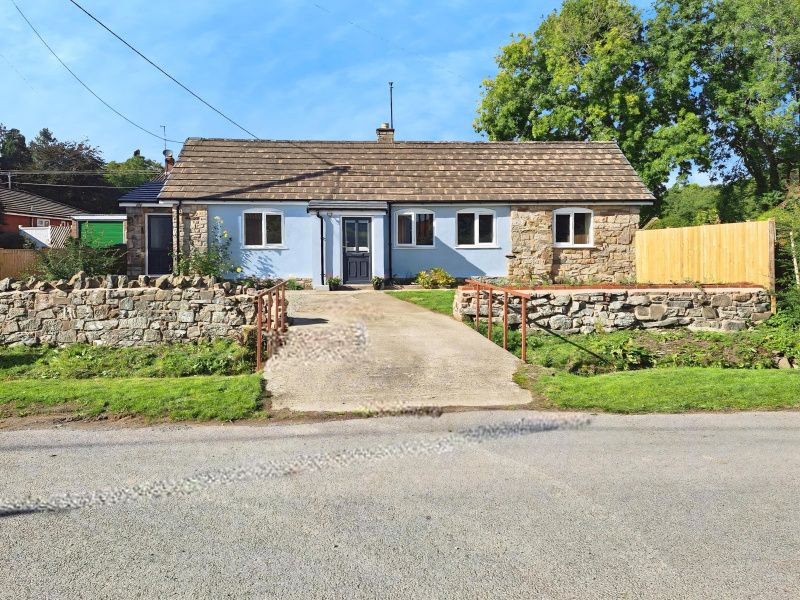 Property photo 1 of 13 2 Bedroom Detached Bungalow