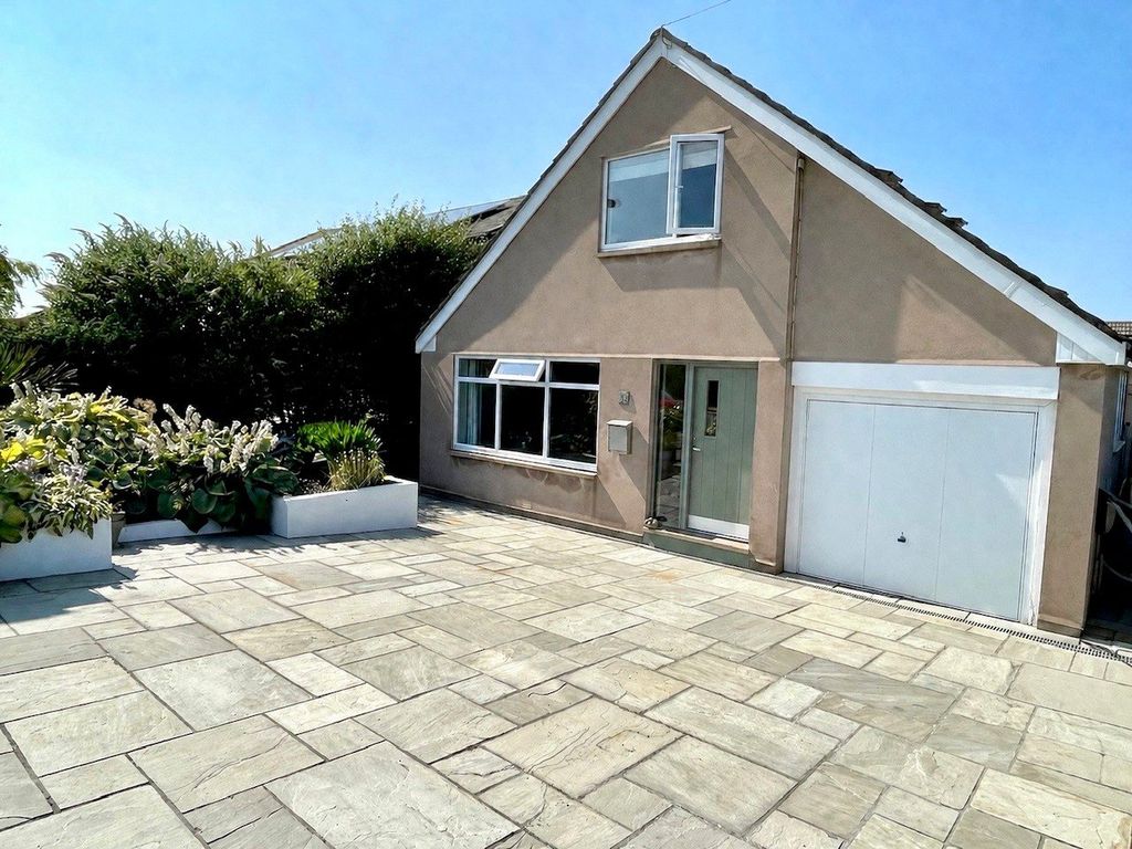 Property photo 1 of 29 External