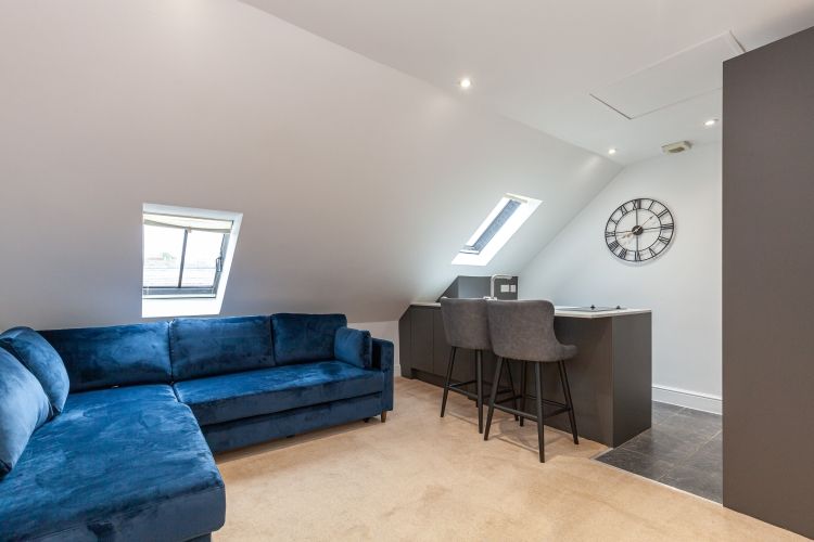 Property photo 1 of 6 264840