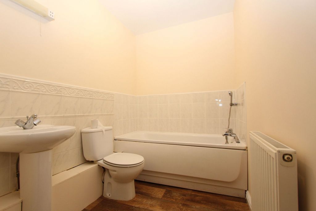 Property photo 2 of 5 Gallery