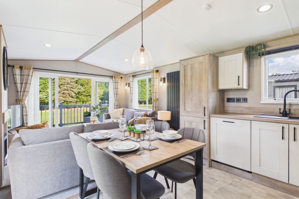 Property photo 2 of 25 Open Plan Living Kitchen Diner