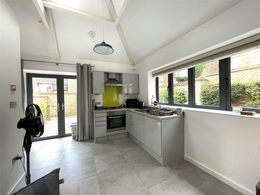 Property photo 2 of 6 Kitchen.Jpg