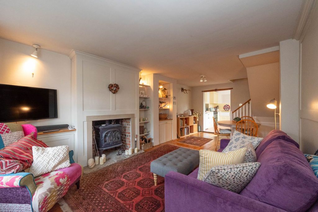 Property photo 2 of 13