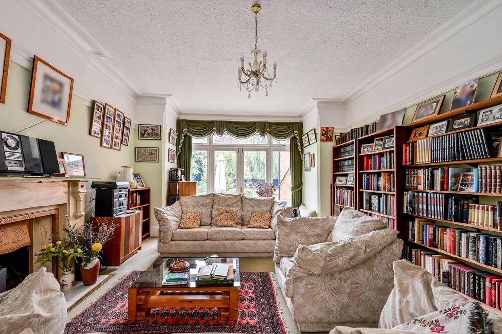 Property photo 2 of 14