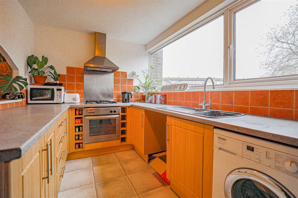 Property photo 3 of 29 980A3497.Jpg