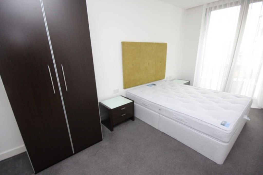 Property photo 3 of 6